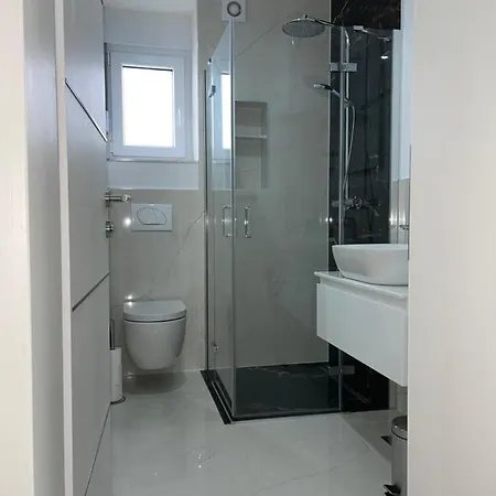 Apartman Iva - Private Pool Apartament