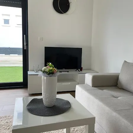 Apartament Apartman Iva - Private Pool Trogir