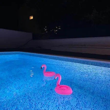Iva - Private Pool Apartment Trogir